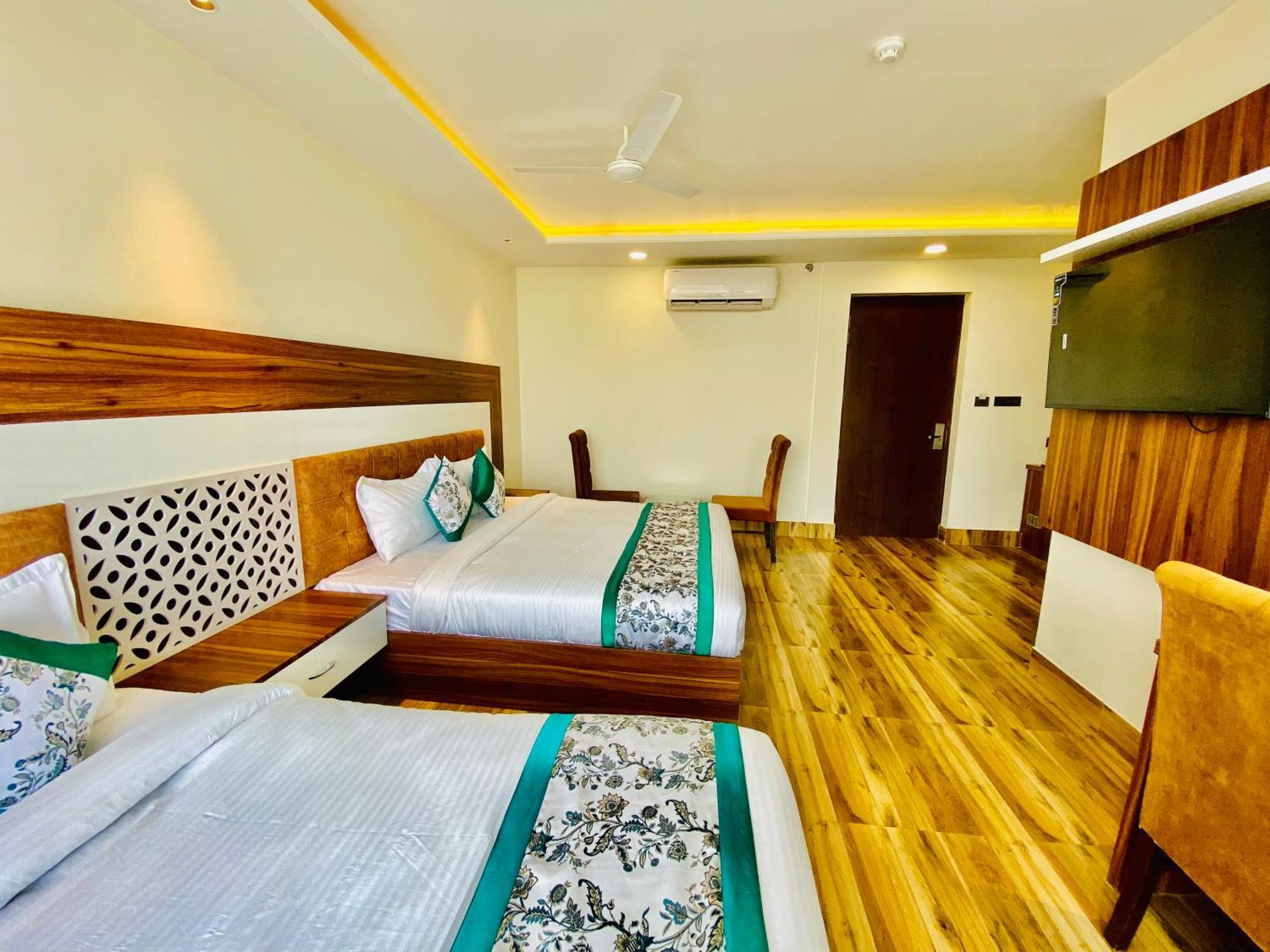 Hotel White House 350 Mtr From Golden Temple Amritsar Zewnętrze zdjęcie