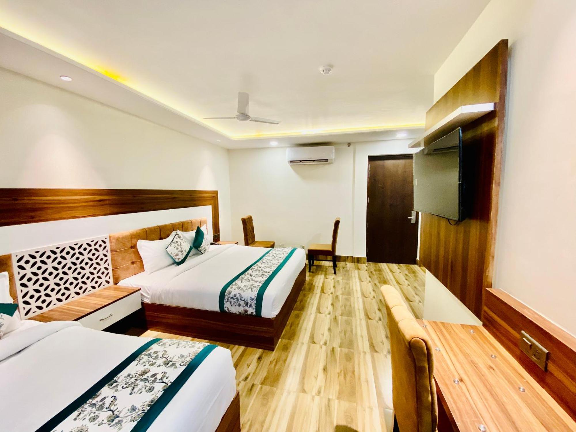 Hotel White House 350 Mtr From Golden Temple Amritsar Zewnętrze zdjęcie