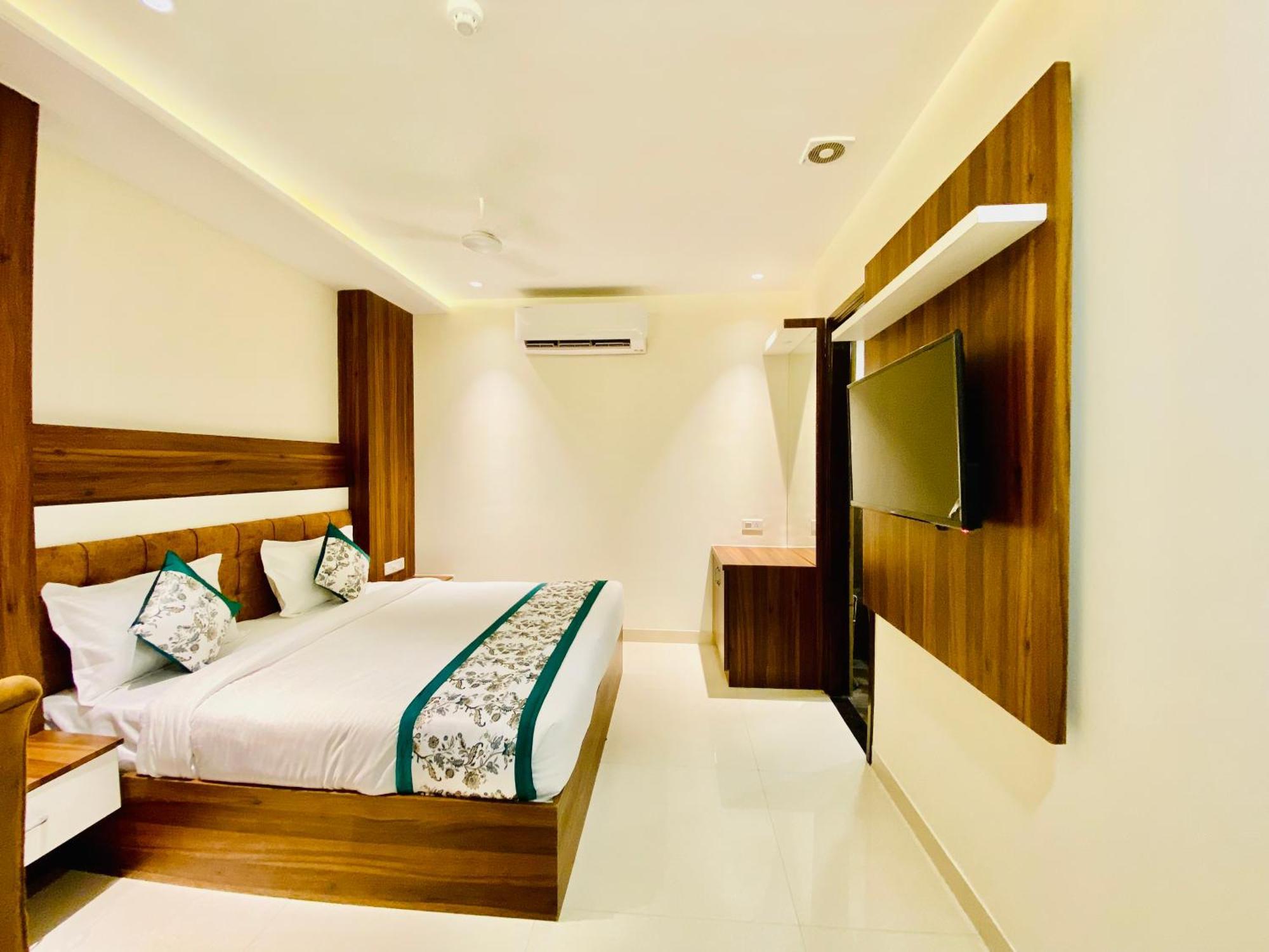Hotel White House 350 Mtr From Golden Temple Amritsar Zewnętrze zdjęcie